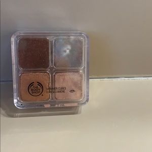 The Body Shop Shimmer Cube Palette 06